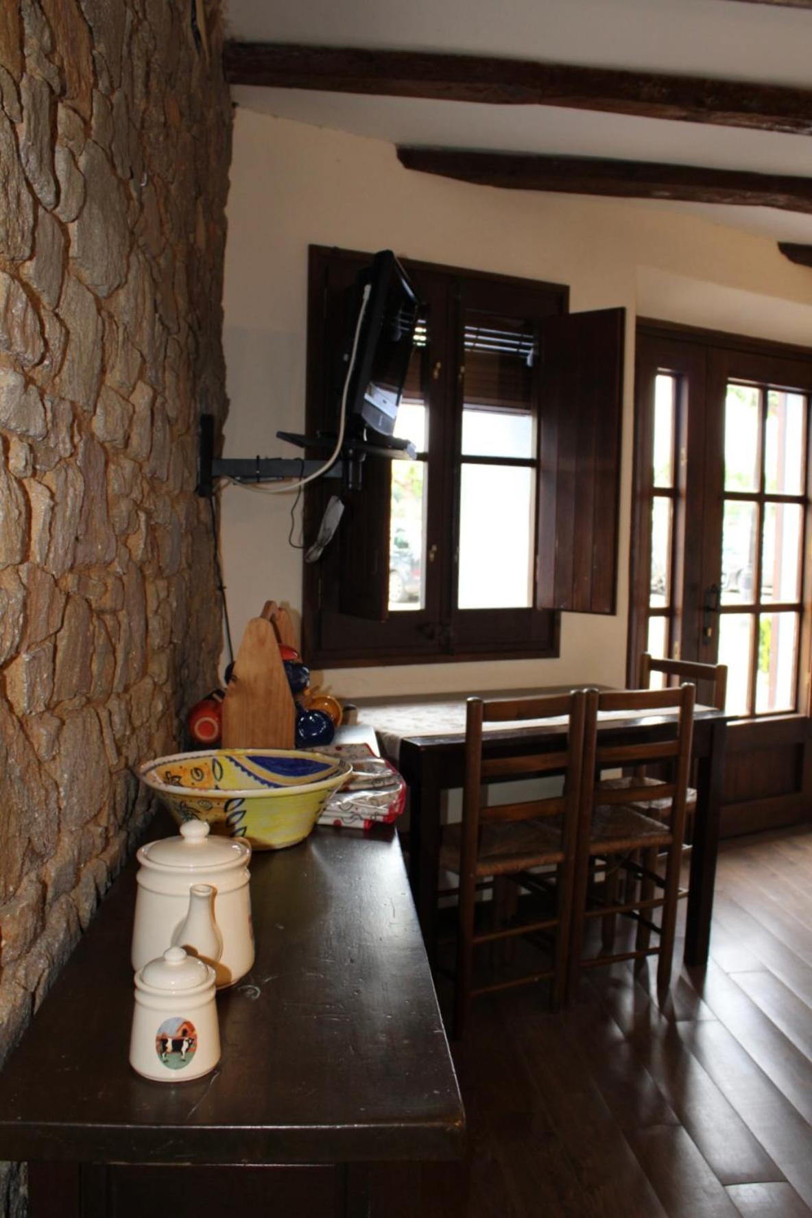 Apartaments Rurals Ai Manyac San Miguel de Cruilles Eksteriør bilde